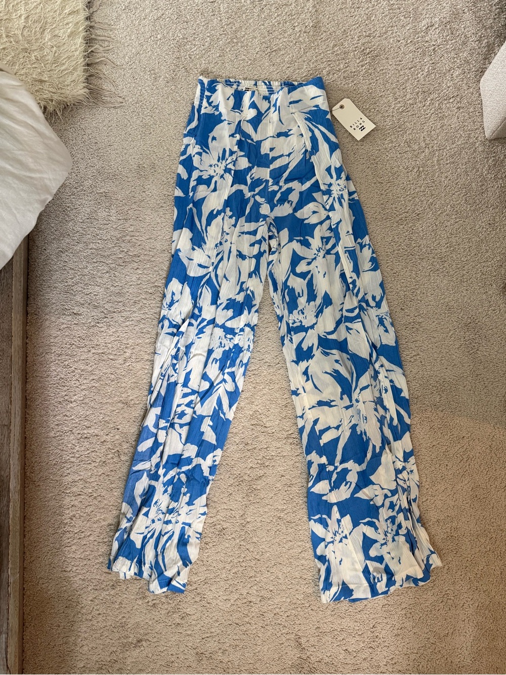 Billabong Blue and White Floral Wide Leg Pants - Picture 2 of 4